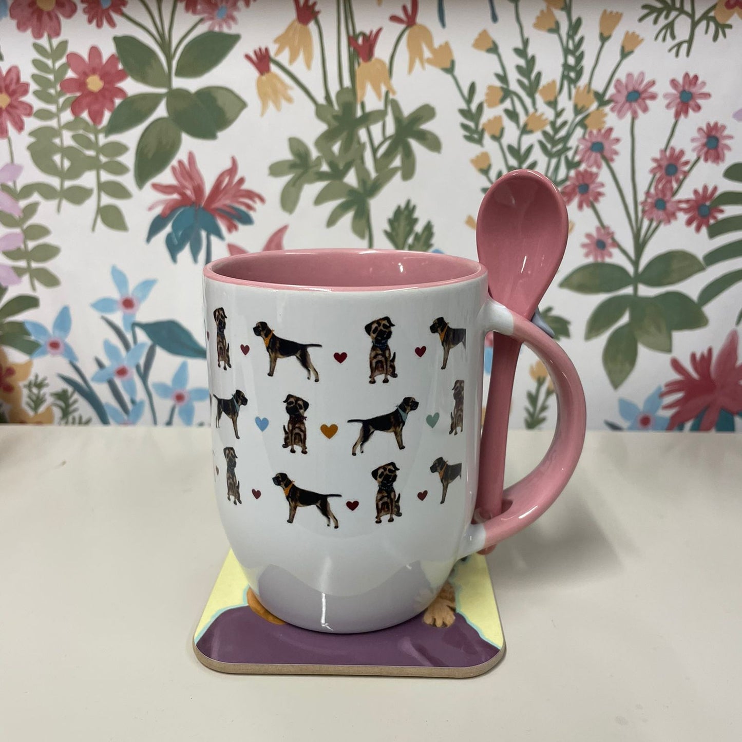 Border Terrier Mug with Pink Handle, interior and integrated spoon